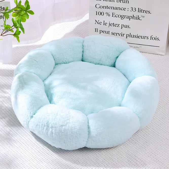 Pet Bed Plush Round Dog Bed and Cat Bed Cute Flower Design Soft Washable Pet Mat for Small and Medium-sized Dogs and Cats
